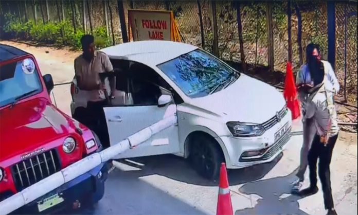 Man Attacks Toll Gate Staff