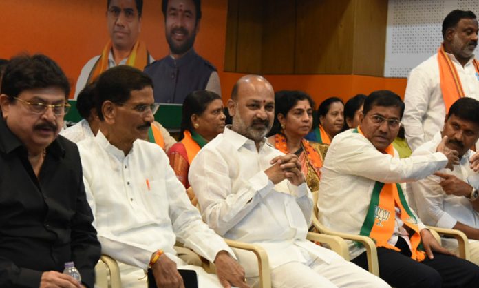 Naxalites successors Congress and BRS