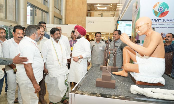 India Summit guides world