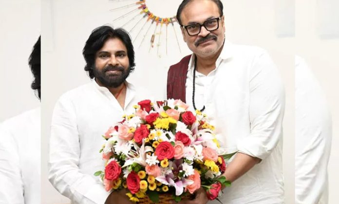 Nagababu meet with Pawan kalyan
