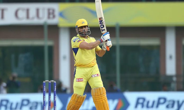 Dhoni Reaches Another Rare Record