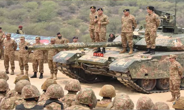 11 Pakistan soldiers killed