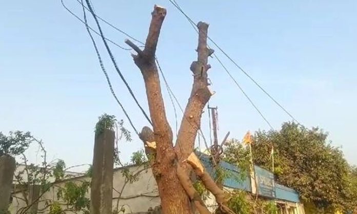 Power supply disrupted in Uppal