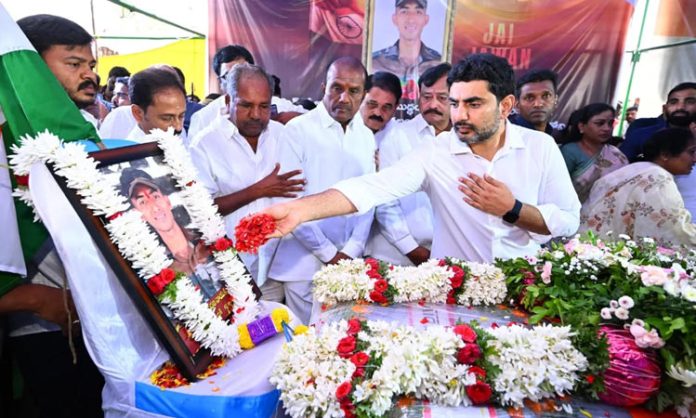 Lokesh pays tribute to brave soldier Murali Naik