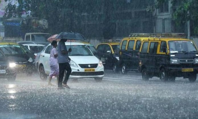 Heavy rains in Mumbai