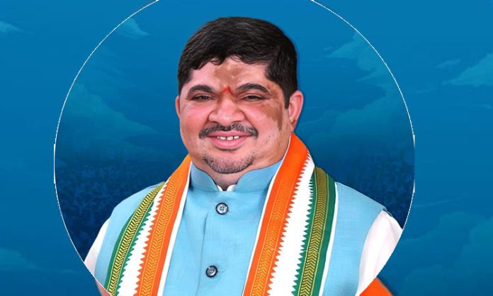 Ponnam prabhakar comment Ramachandra Rao