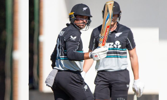 Kiwis win 8 wickets