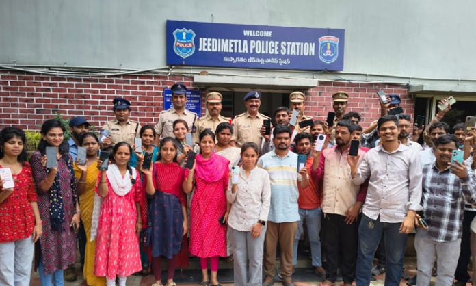 ACP returns 69 lost phones