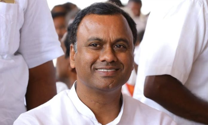 Congress MLA Komatireddy Rajagopal Reddy interesting comments