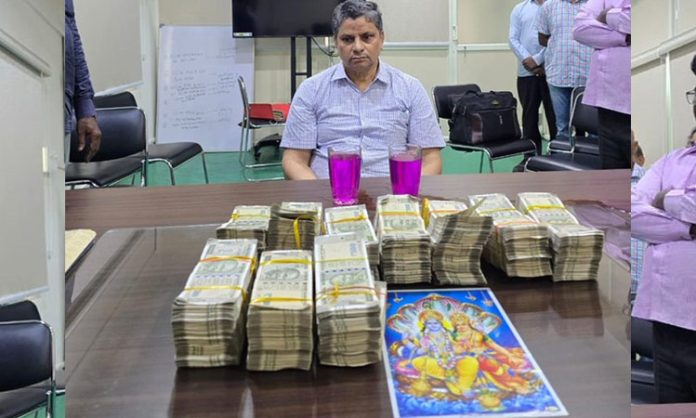ACB caught ENC Official taking bribe