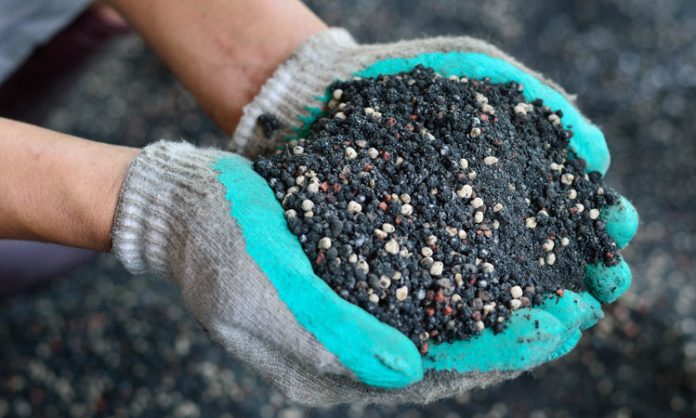 farmers fertilizer problem