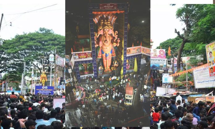 woman gives birth at Khairatabad Ganesha temple