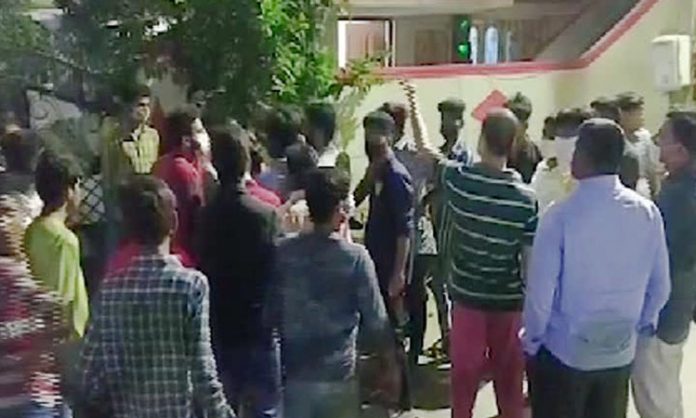 Gang war in LB Nagar