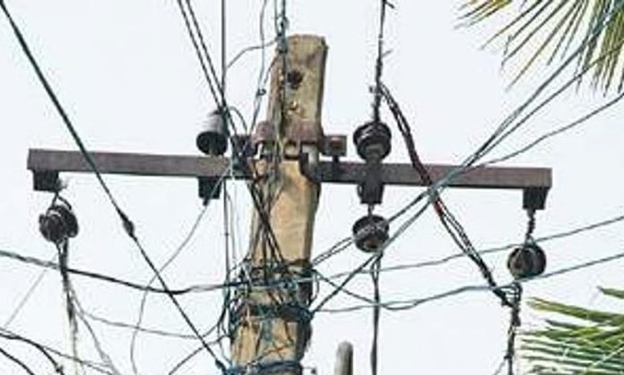 Tractor high-tension wires