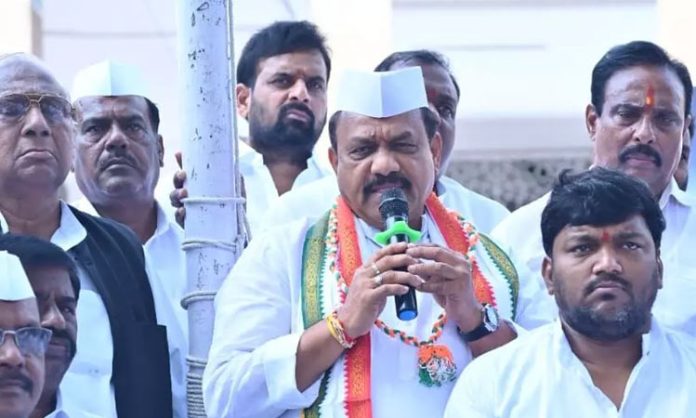 Mahesh Kumar Goud comments BJP