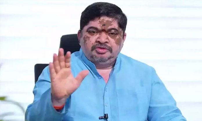 Ponnam Prabhakar comments BJP