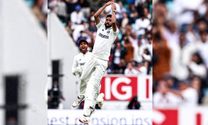 Siraj super bowling