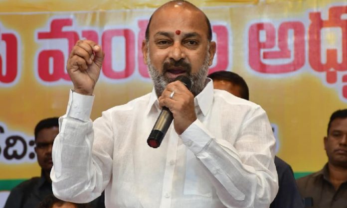 Bandi Sanjay comments congress
