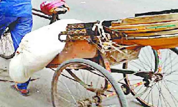 dead body on rickshaw
