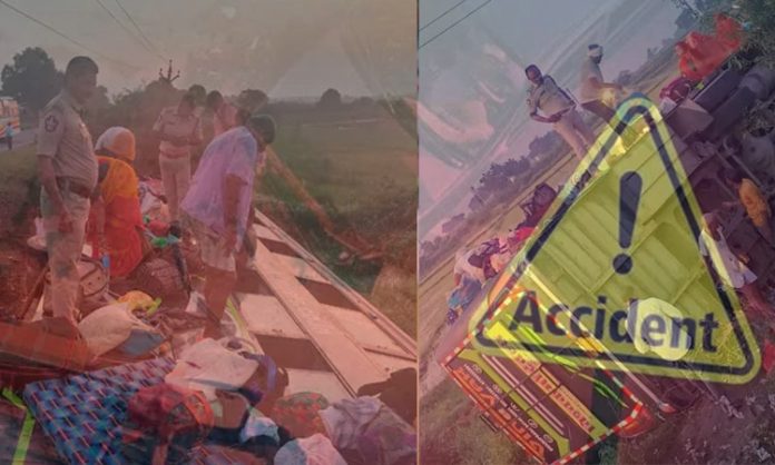 Travels bus overturns in Guntur